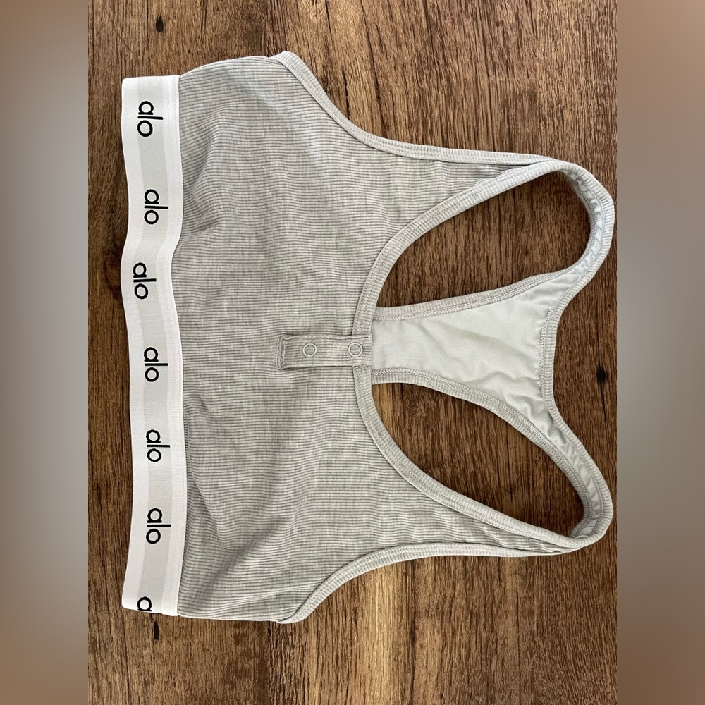 Alo Ribbed Gray Sports Bra